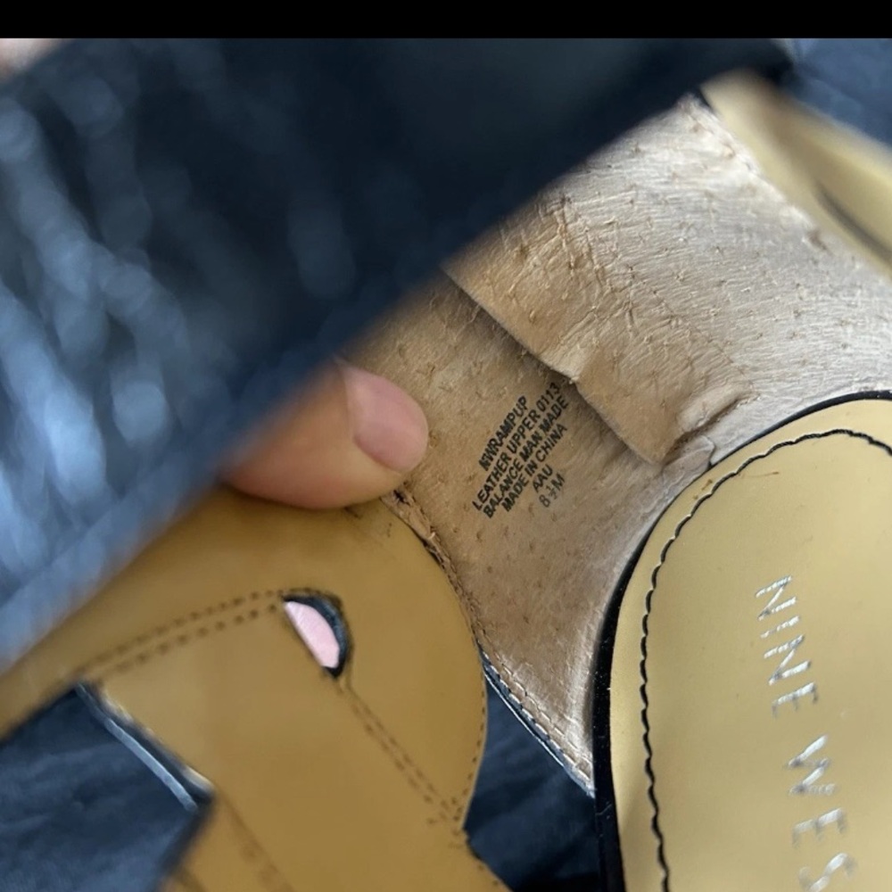 Nine West Ramp Up Wedge Sandals Shoes Women’s 8.5 M  Black Leather Zip NEW + Box - Picture 3 of 10